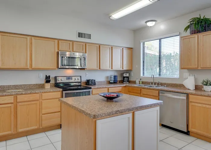 Hike, Bike, Explore! Mtn-view Holiday home Tucson